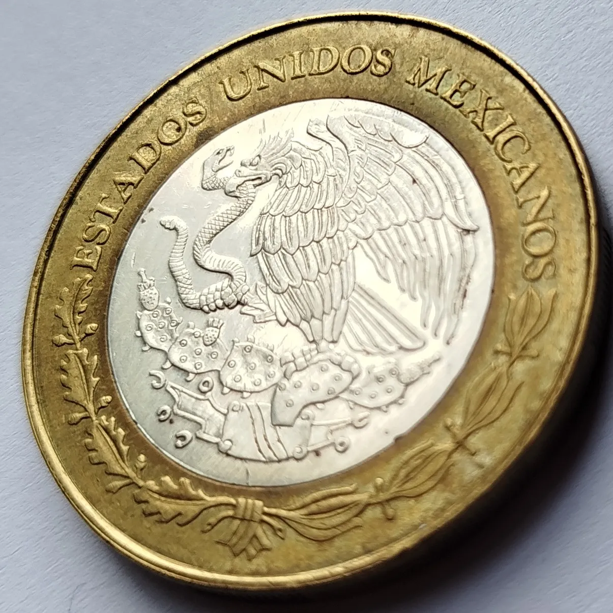 Moneda de 100 Pesos – Estado de México 2da Fase Bimetálica Plata 2006 – Condición Usada - Imagen 9