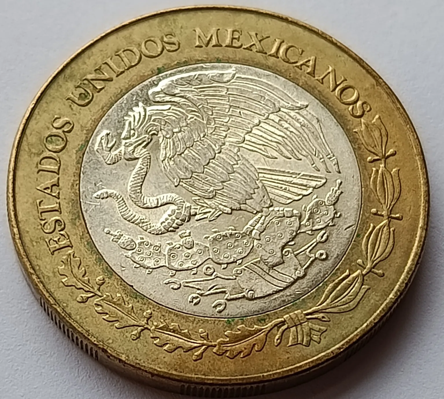 Moneda de 100 Pesos Calavera Quijotesca - 400 Aniv. Don Quijote de la Mancha - Condición: Usada - Imagen 7