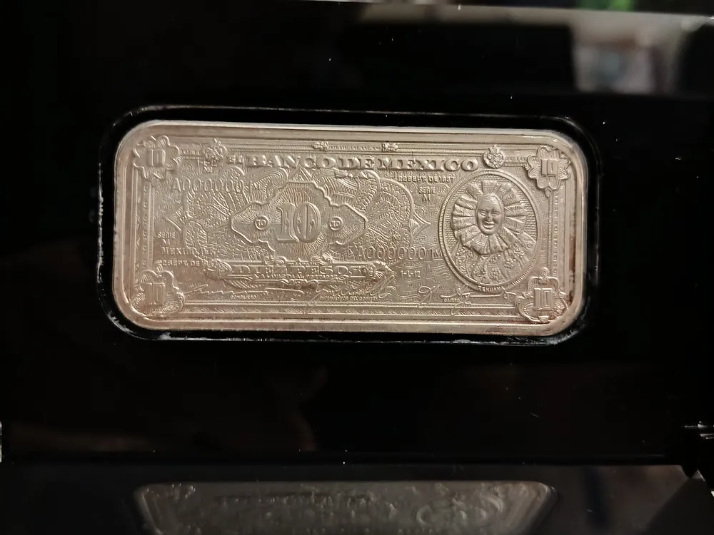 Replica en Plata del Billete de $10 Pesos Tehuana - Condición: Usado - Imagen 3