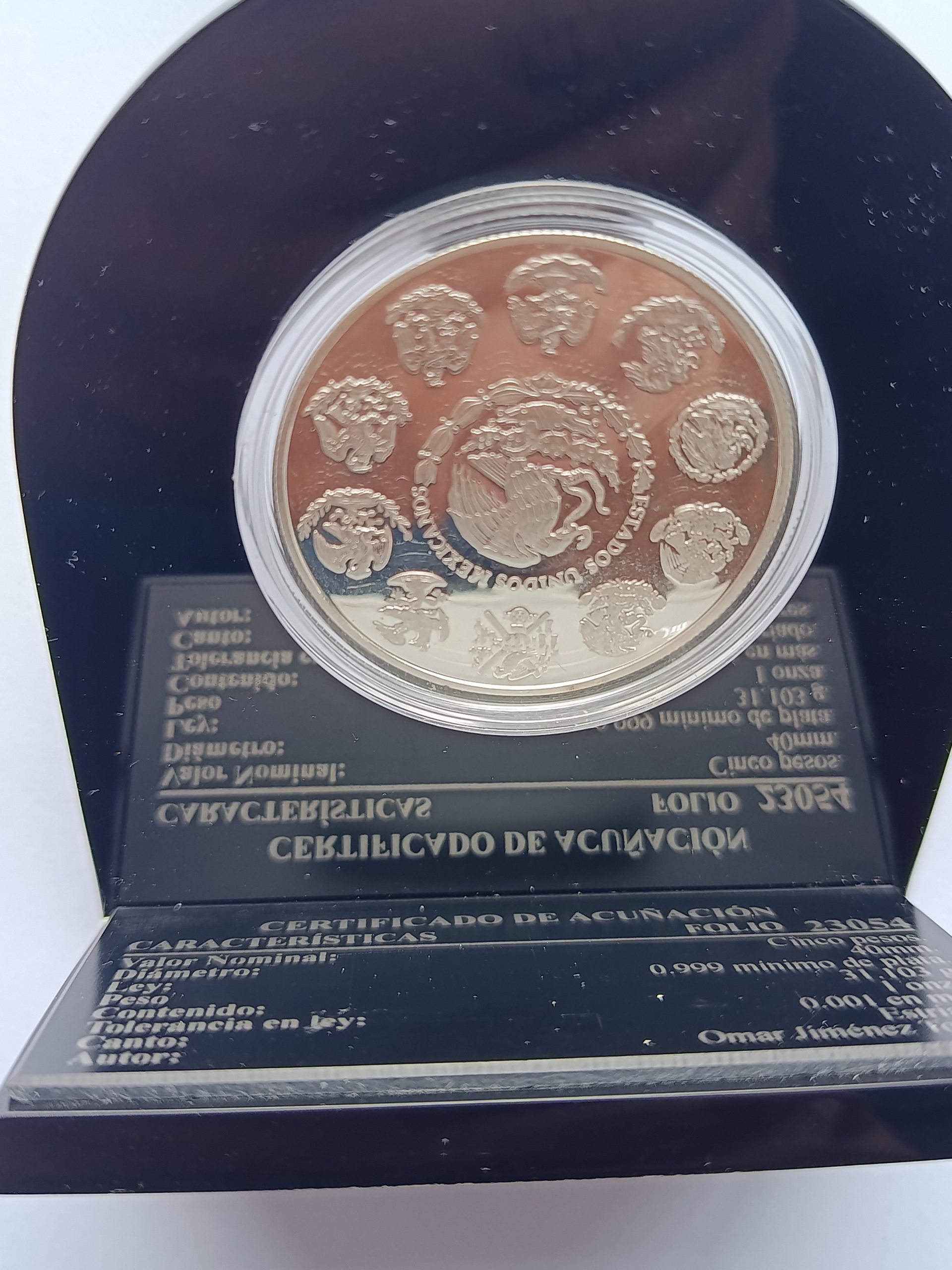 Moneda 1 Onza de plata - Coleccion del Milenio 5 Pesos - La Paz del Mundo - Con Certificado y pedestal ( Condición: USADA) - Imagen 3