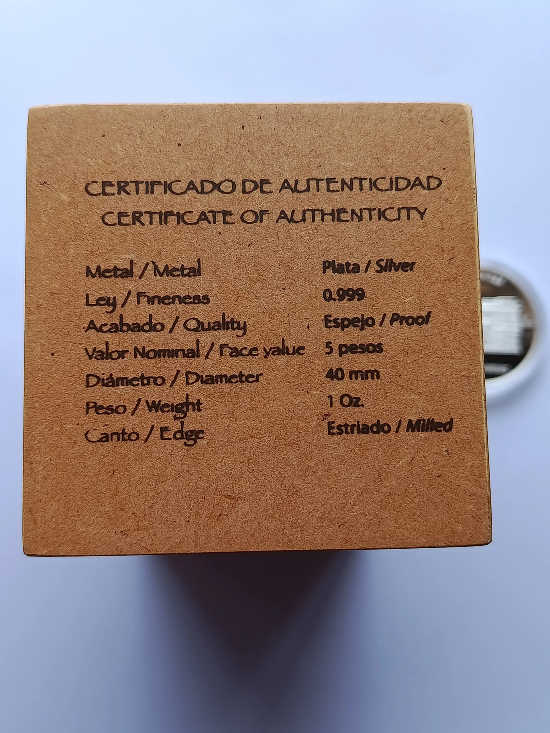 Moneda Chichén Itza "Casa de las Monjas" 1 Onza de Plata Ley 0.999 con Pedestal - Condición: USADA - Imagen 3